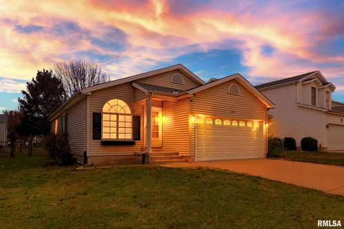 2407 W Miners Dr, Dunlap, IL, 61525-9054 | Card Image