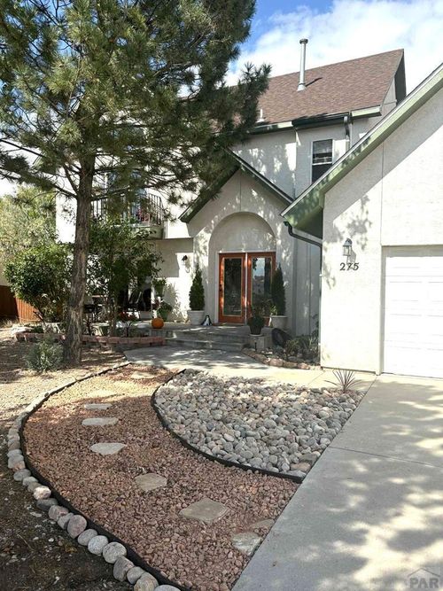 275 W Baldwyn Dr, Pueblo West, CO, 81007-2871 | Card Image