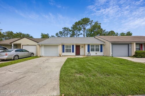 3535 Tiara Way W, Jacksonville, FL, 32223-7379 | Card Image