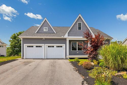 48 Sunningdale Dr, Somersworth, NH, 03878-1641 | Card Image