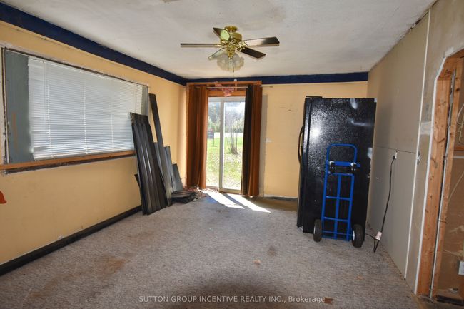7216 County Rd 13, House other with 2 bedrooms, 1 bathrooms and 15 parking in Lisle ON | Image 48