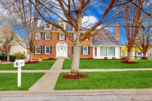 1803 River Ridge Circle, Naperville, IL, 60565 | Card Image