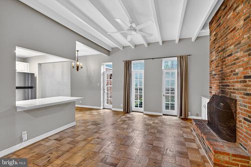8-1227 Park Ave, BALTIMORE, MD, 21217-4045 | Card Image