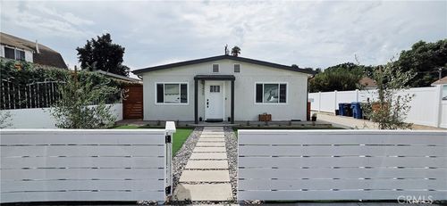 3455 Baltic Ave, Long Beach, CA, 90810-2323 | Card Image