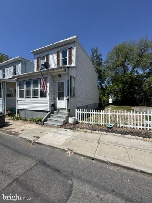 135 Westminster St, GLOUCESTER CITY, NJ, 08030-1823 | Card Image