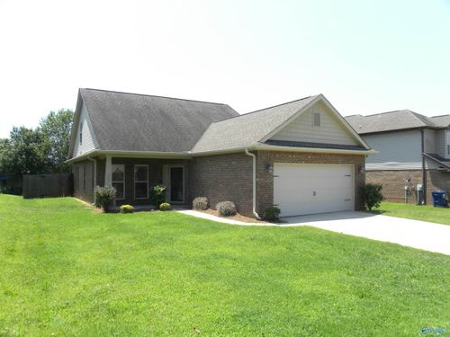 153 Fields Pond Dr, Madison, AL, 35756-8292 | Card Image