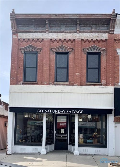 123 N Michigan Ave, Edgerton, OH, 43517-9322 | Card Image