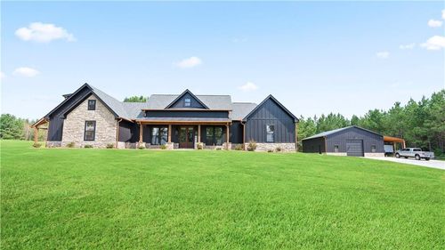 100 Rainey Rd, Temple, GA, 30179-3983 | Card Image