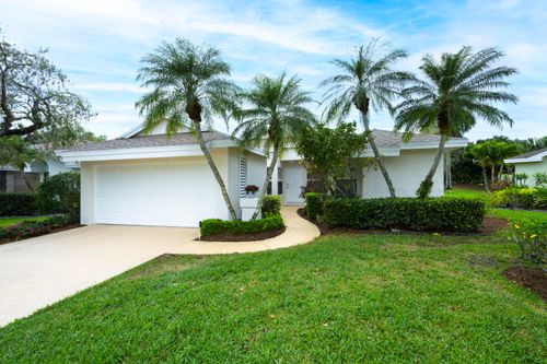 6890 Touchstone Cir, Palm Beach Gardens, FL, 33418-6963 | Card Image