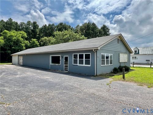 15242 General Puller Hwy, Hardyville, VA, 23070-2151 | Card Image