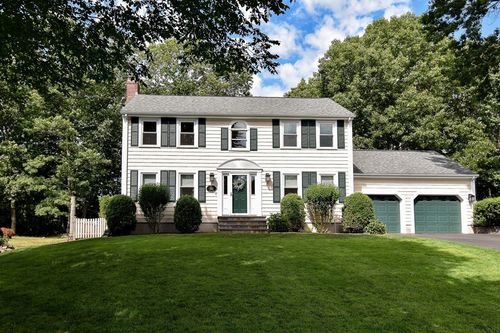 103 Laurelwood Dr, North Attleboro, MA, 02760-2718 | Card Image