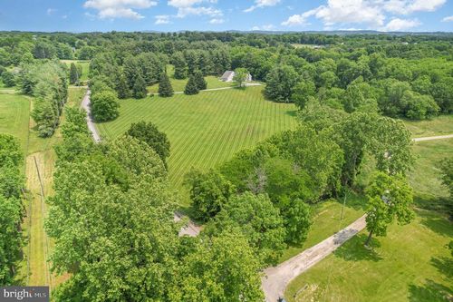 16222 Hampton Rd, Hamilton, VA, 20158-9413 | Card Image