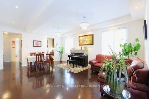 129 Shadow Falls Dr, Richmond Hill, ON, L4E4K2 | Card Image