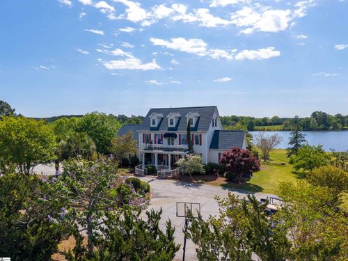 402 Nanaloo Ave, Waterloo, SC, 29384-4053 | Card Image