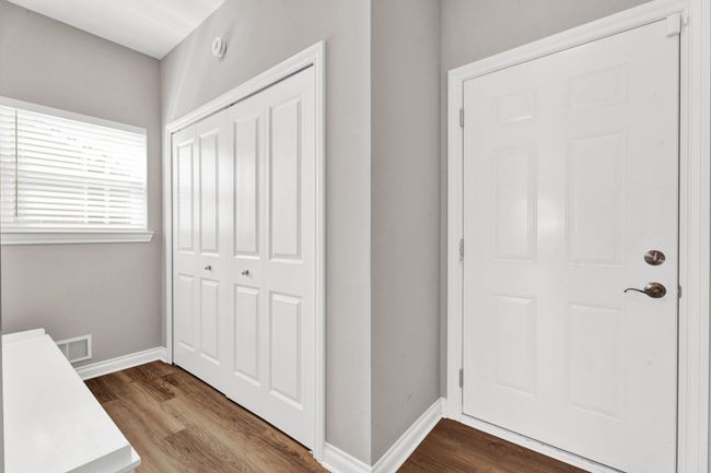 2512 E Maple Rd, House other with 4 bedrooms, 3 bathrooms and null parking in Troy MI | Image 14
