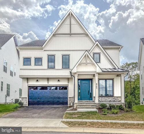 8785 Helleber Spring Cir, Frederick, MD, 21701-3585 | Card Image