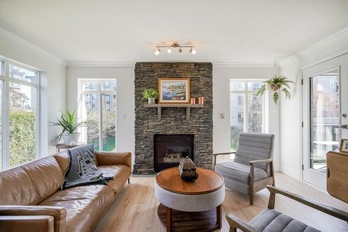 208-32075 George Ferguson Way, Abbotsford, BC, V2T2K7 | Card Image