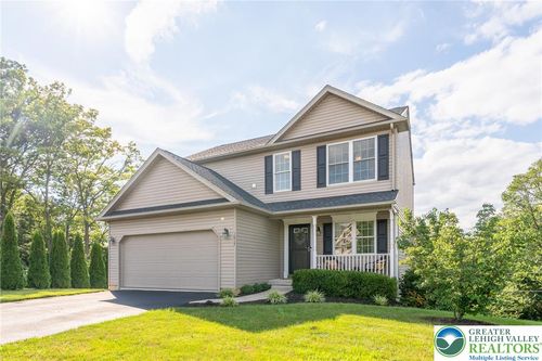 1617 Abigail Ln, Allentown, PA, 18104-8632 | Card Image