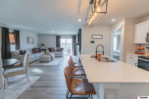 10818 S 178th St, Omaha, NE, 68136-1958 | Card Image