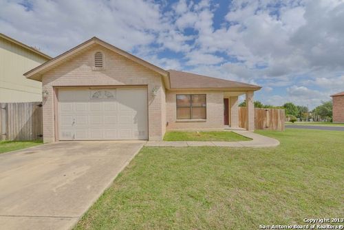 9302 Bending Crst, San Antonio, TX, 78239-1805 | Card Image