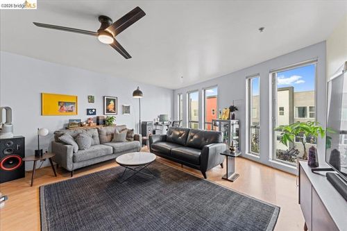 354-1201 1201 Pine St, Oakland, CA, 94607 | Card Image