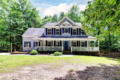 7610 Madison Way, Gloucester, VA, 23061-6208 | Card Image
