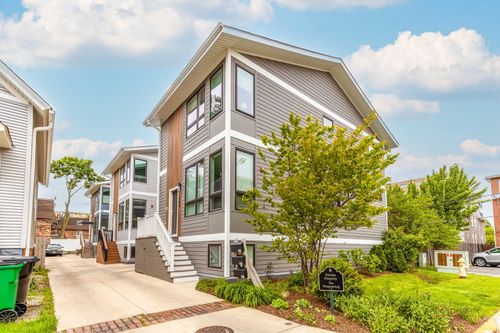 311 Burkhardt Ct, Forest Park, IL, 60130-1504 | Card Image