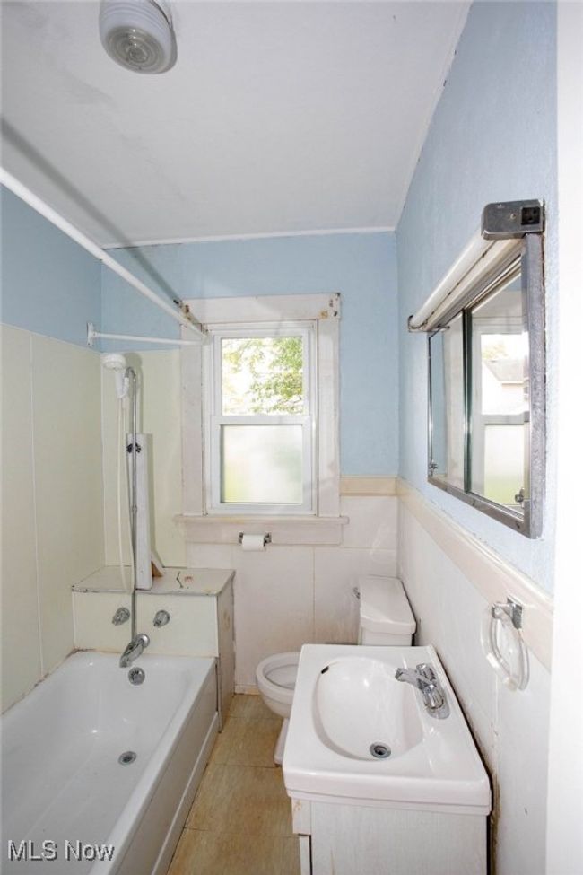 122 Wesley Ave, House other with 2 bedrooms, 1 bathrooms and null parking in Youngstown OH | Image 16
