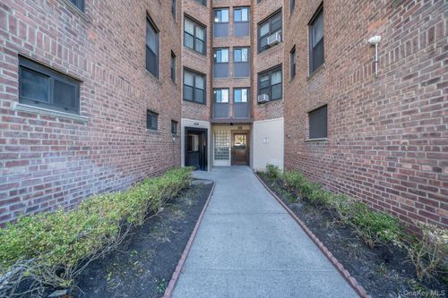 apt-3l-83-85 Woodhaven Blvd, Woodhaven, NY, 11421-1553 | Card Image