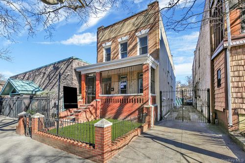 1973 Strauss St, Brooklyn, NY, 11212-4524 | Card Image