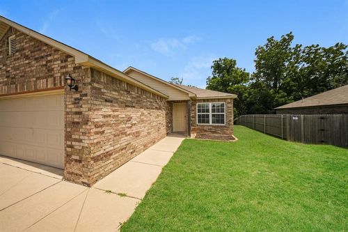 1850 Bliss Circle, Newcastle, OK, 73065 | Card Image