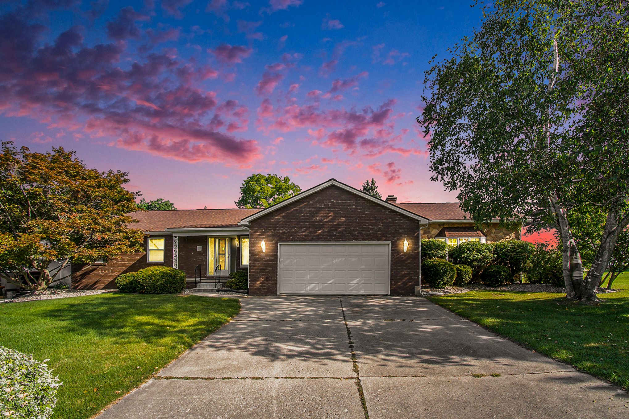 Shannon Dr, Cement City, MI 49233