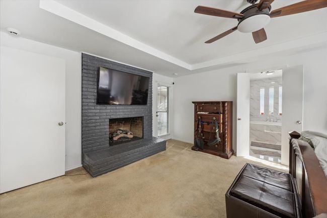 2000 E Branch Hollow Dr, House other with 3 bedrooms, 3 bathrooms and null parking in Carrollton TX | Image 16