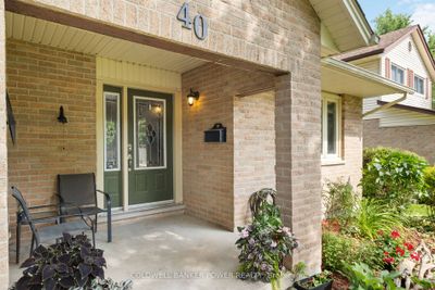 40 Hart Cres, House other with 3 bedrooms, 2 bathrooms and 4 parking in London ON | Image 2