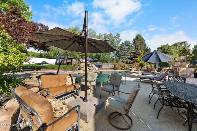 21 Homestead Cir, House other with 5 bedrooms, 4 bathrooms and null parking in Marlboro NJ | Image 68