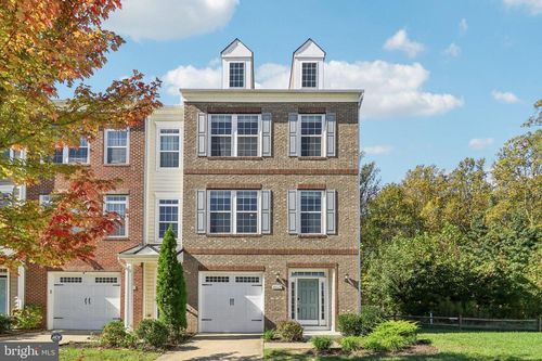4827 Forest Pines Dr, UPPER MARLBORO, MD, 20772-2684 | Card Image