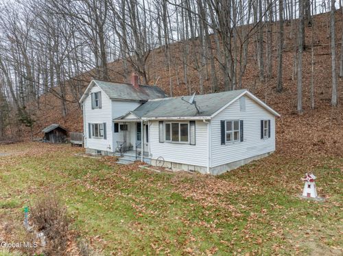 403 Ashgrove Rd, Cambridge, NY, 12816-4609 | Card Image