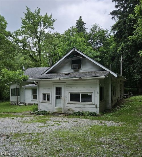 629 Portage Lakes Dr, Coventry Township, OH, 44319-2285 | Card Image