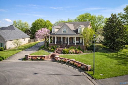 2034 Stratford Ct Se, Decatur, AL, 35601-6553 | Card Image