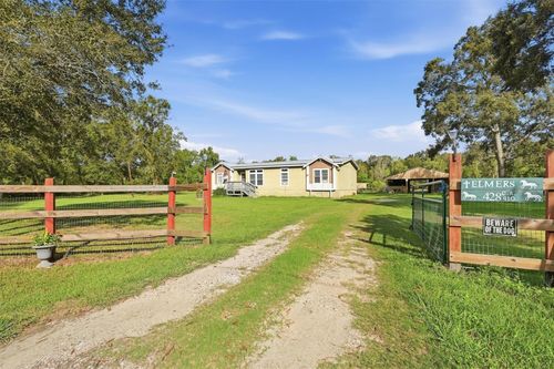 428 County Road 410, Dayton, TX, 77535-8183 | Card Image