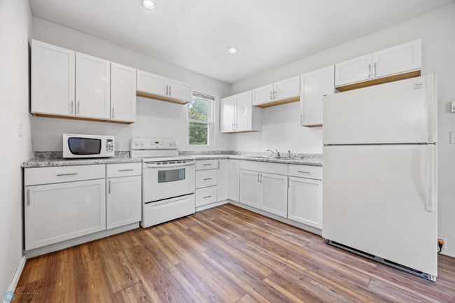Kitchen | Image 15
