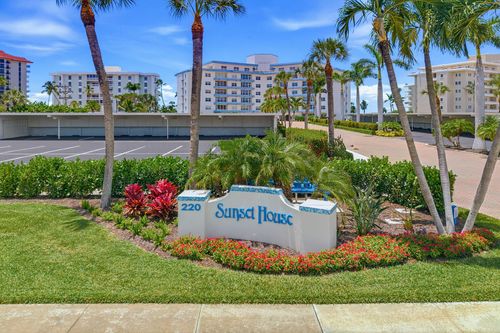 413-220 Seaview Court, MARCO ISLAND, FL, 34145 | Card Image