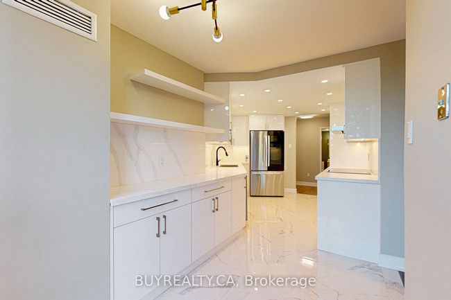 218 - 7905 Bayview Ave, Condo with 3 bedrooms, 3 bathrooms and 1 parking in Thornhill ON | Image 18