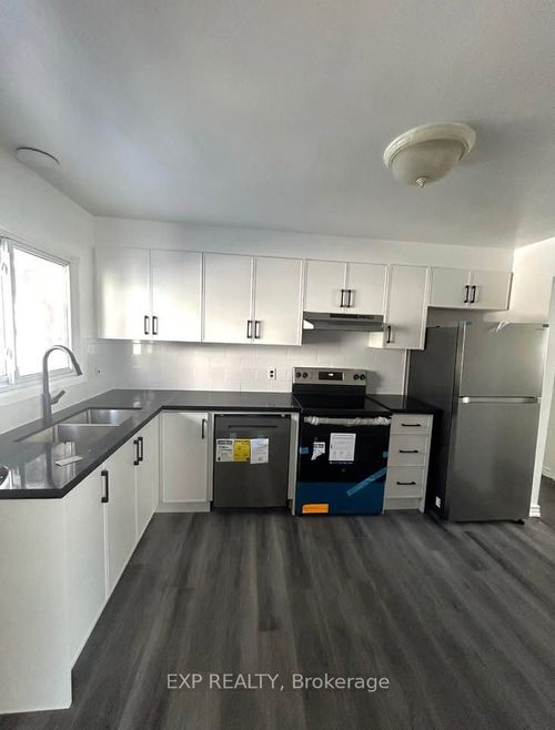 2-490 Stewart St, Peterborough, ON, K9H4B6 | Card Image