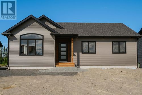26 White St, Gander, NL, A1V0K2 | Card Image