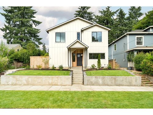 6407 Ne 32nd Pl, Portland, OR, 97211 | Card Image