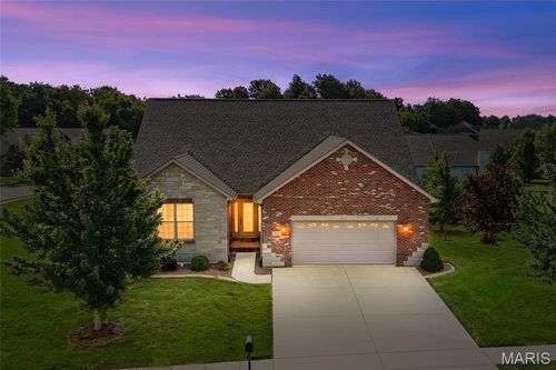 1552 New Brunswick Dr, Waterloo, IL, 62298-5592 | Card Image