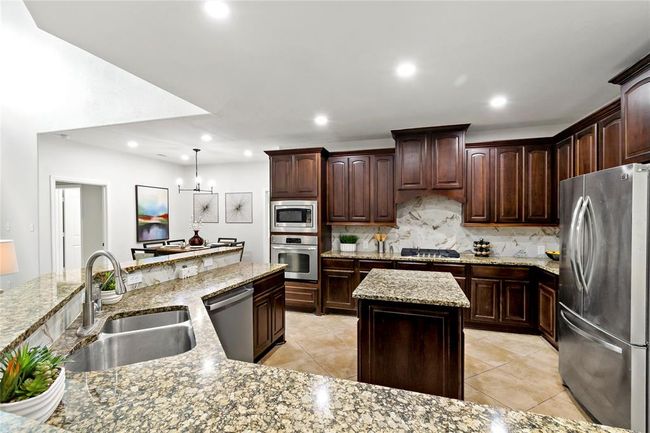 2604 Sweet Wind Dr, House other with 5 bedrooms, 4 bathrooms and 3 parking in Pearland TX | Image 14