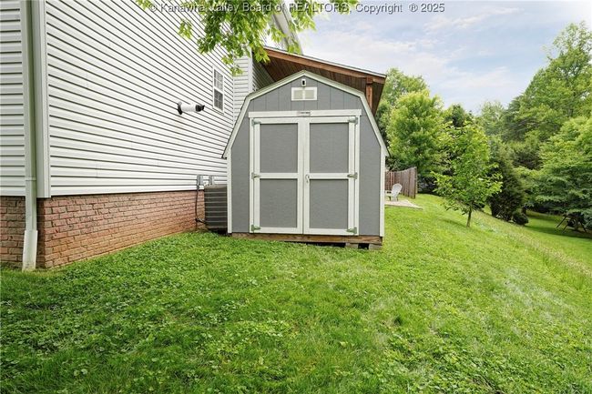 121 Jericho Rd, House other with 4 bedrooms, 3 bathrooms and null parking in Winfield WV | Image 28