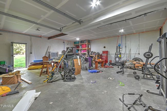 21209 Lime Hill Rd, House other with 4 bedrooms, 2 bathrooms and null parking in Bristol VA | Image 36